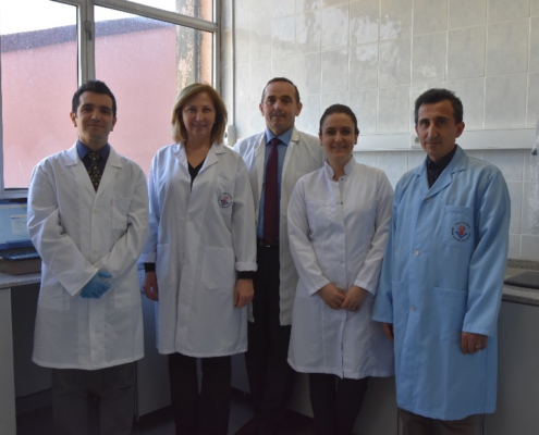 photo of the Umit Ozdemir's lab members